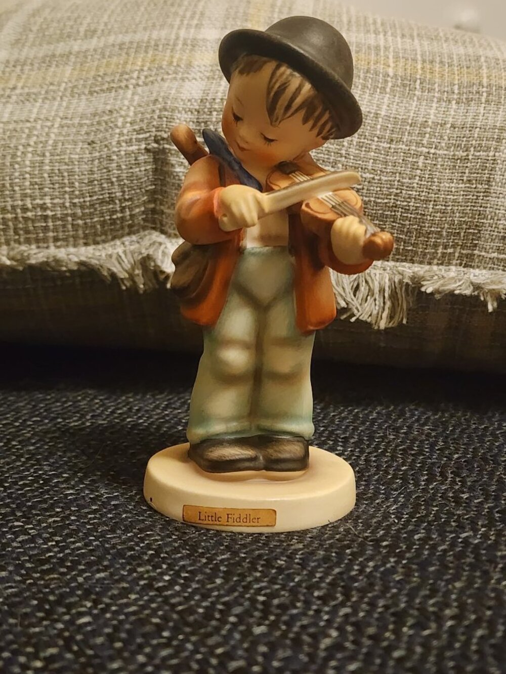 Goebel Hummel Little Fiddler Figurine W. Germany Vintage Boy Violin TMK-5